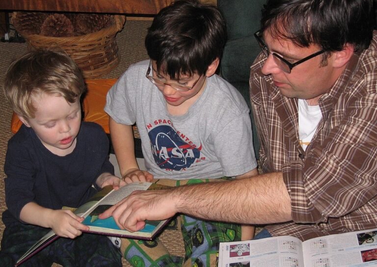 How to Seamlessly Introduce Telugu to English-Speaking Toddlers