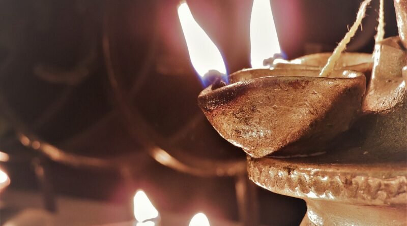 दिवाली क्यों मनाई जाती है? बच्चों के लिए आसान जानकारी