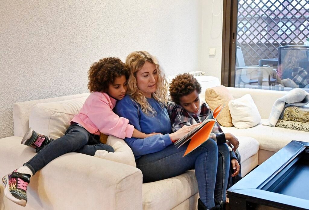 Les bienfaits de la lecture du soir pour les enfants