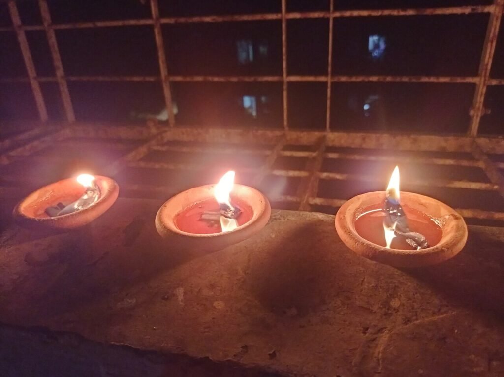 পুজোর প্রদীপ – উৎসবের গল্প